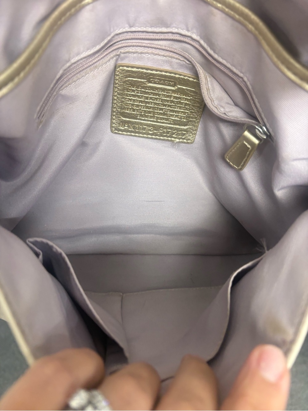 VTG Y2K Coach Soho Off-White Leather Buckle Flap Shoulder Bag F17217 - Picture 5 of 6
